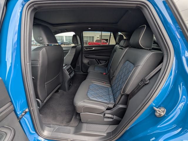 2026 Volkswagen Atlas Cross Sport SEL Premium R-Line