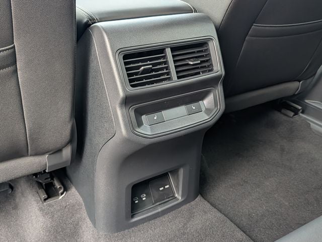 2026 Volkswagen Atlas Cross Sport SEL Premium R-Line