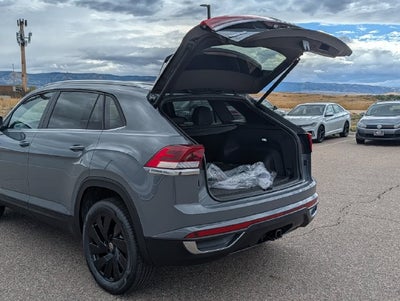 2026 Volkswagen Atlas Cross Sport SE w/Technology
