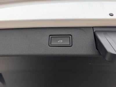 2027 Volkswagen Atlas SE w/Technology