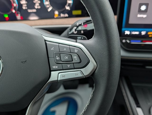 2027 Volkswagen Atlas SE w/Technology