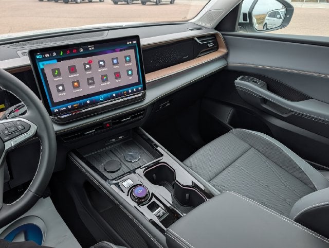2027 Volkswagen Atlas SE w/Technology