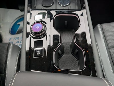 2027 Volkswagen Atlas SE w/Technology