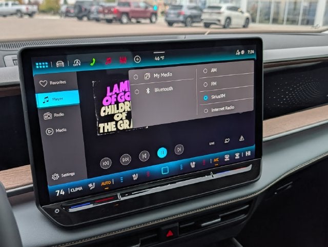 2027 Volkswagen Atlas SE w/Technology