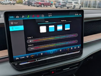 2027 Volkswagen Atlas SE w/Technology