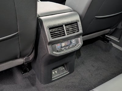 2027 Volkswagen Atlas SE w/Technology