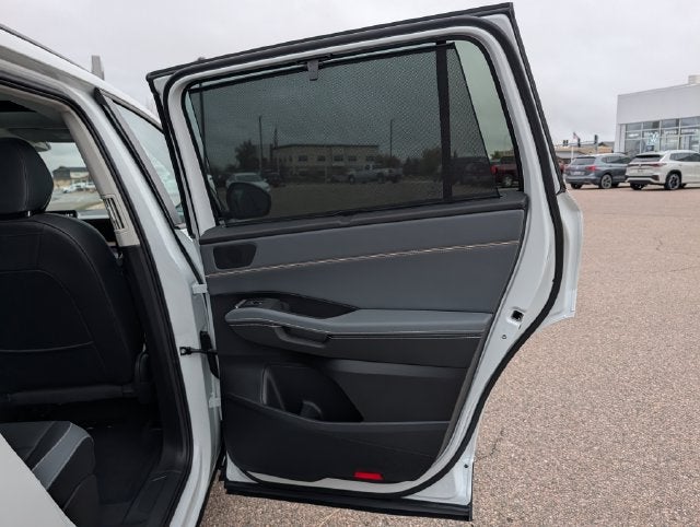 2027 Volkswagen Atlas SE w/Technology