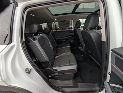 2027 Volkswagen Atlas SE w/Technology