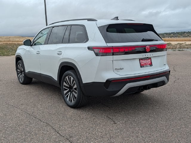 2027 Volkswagen Atlas SE w/Technology