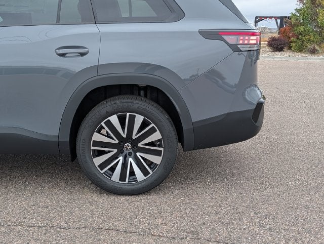 2027 Volkswagen Atlas SE w/Technology