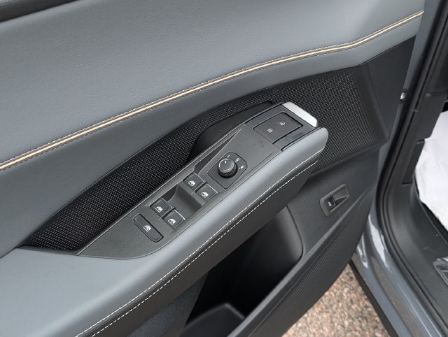 2027 Volkswagen Atlas SE w/Technology