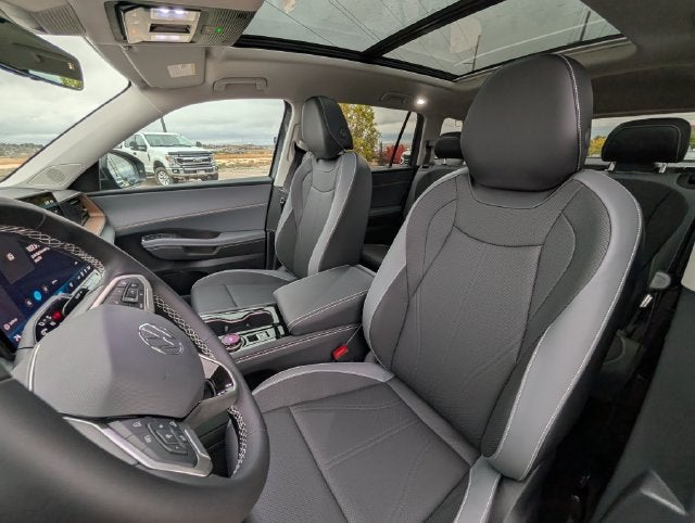 2027 Volkswagen Atlas SE w/Technology