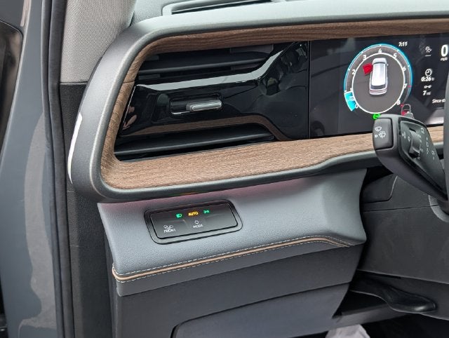2027 Volkswagen Atlas SE w/Technology