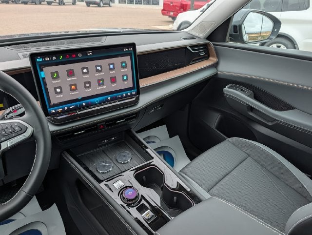 2027 Volkswagen Atlas SE w/Technology