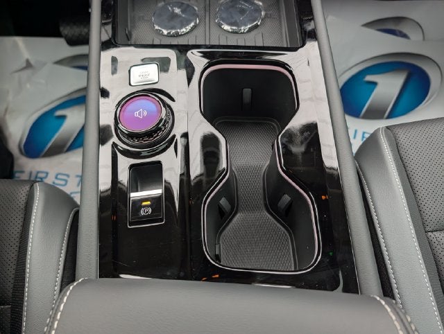 2027 Volkswagen Atlas SE w/Technology