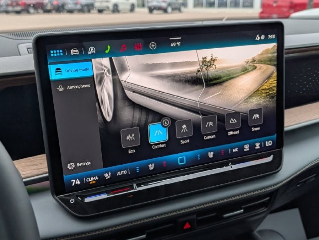 2027 Volkswagen Atlas SE w/Technology