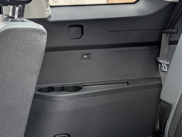 2027 Volkswagen Atlas SE w/Technology