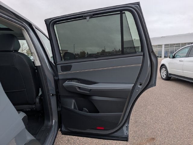 2027 Volkswagen Atlas SE w/Technology