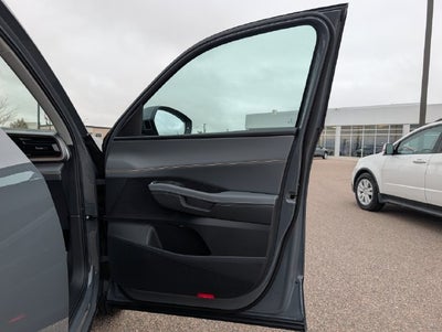 2027 Volkswagen Atlas SE w/Technology