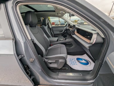 2027 Volkswagen Atlas SE w/Technology