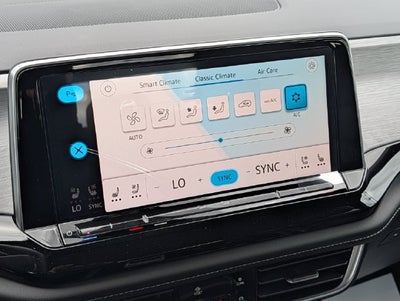 2026 Volkswagen Atlas Cross Sport SE w/Technology
