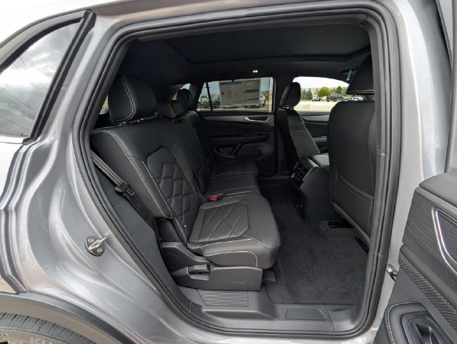 2026 Volkswagen Atlas Cross Sport SE w/Technology