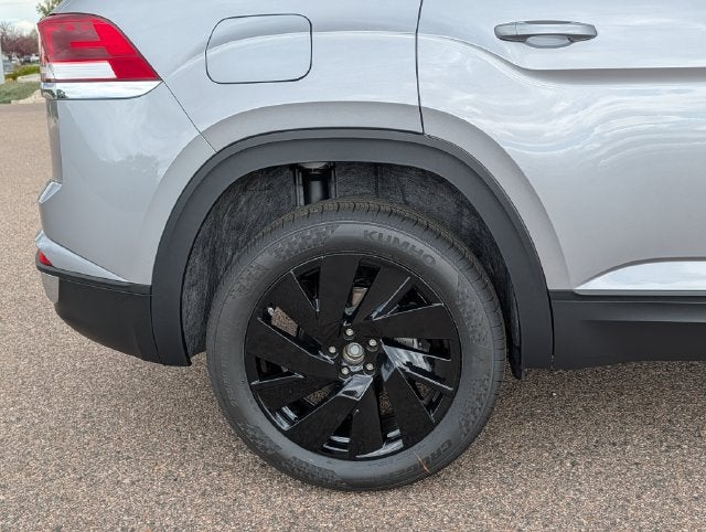 2026 Volkswagen Atlas Cross Sport SE w/Technology