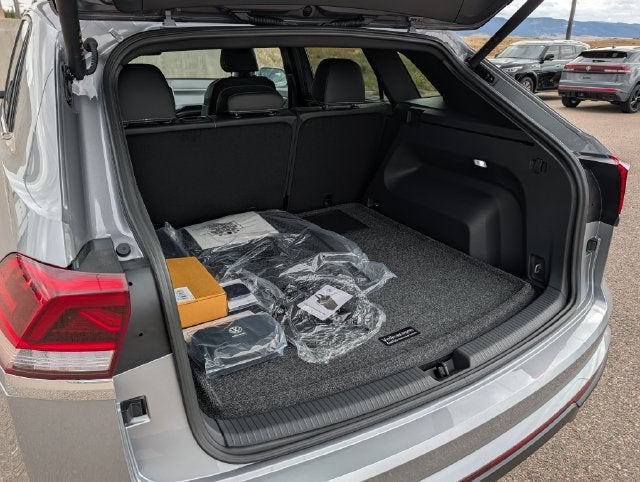 2026 Volkswagen Atlas Cross Sport SE w/Technology