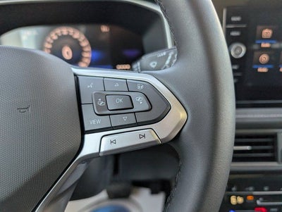 2025 Volkswagen Taos 1.5T SE Black