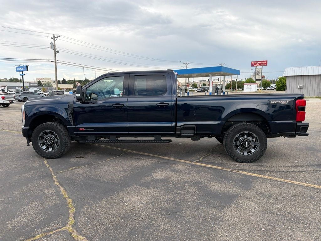2023 Ford F-350SD Lariat Sport
