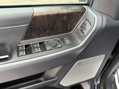 2023 Ford F-350SD Lariat Sport