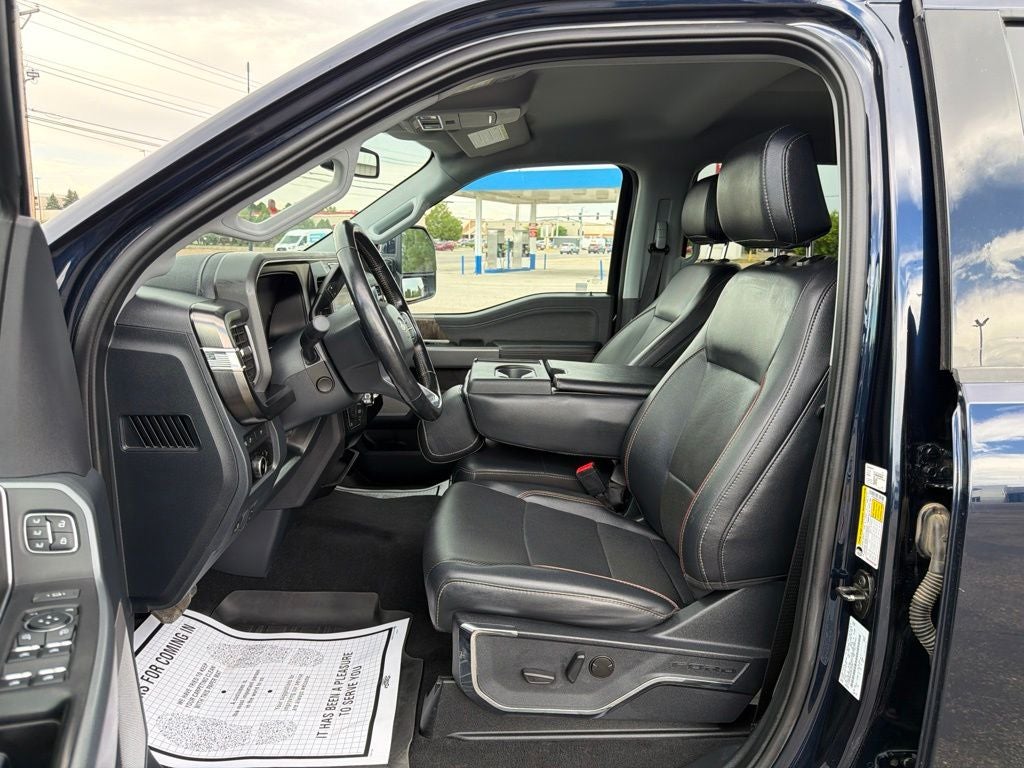 2023 Ford F-350SD Lariat Sport