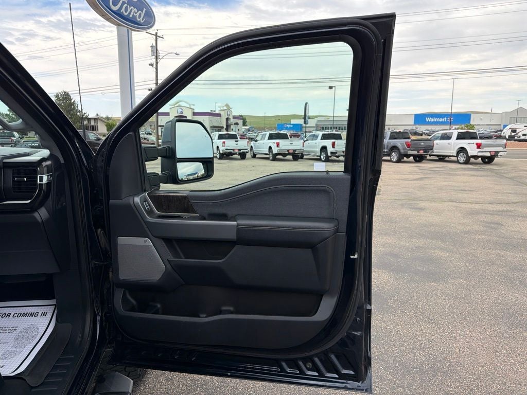2023 Ford F-350SD Lariat Sport