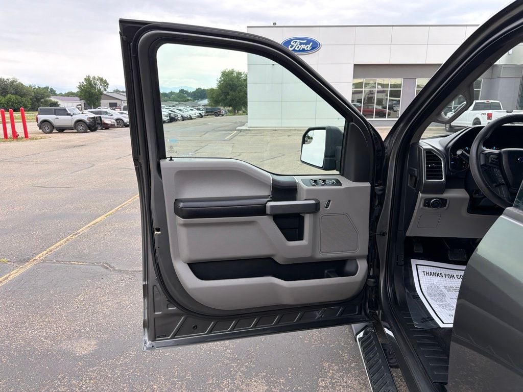 2015 Ford F-150 Base