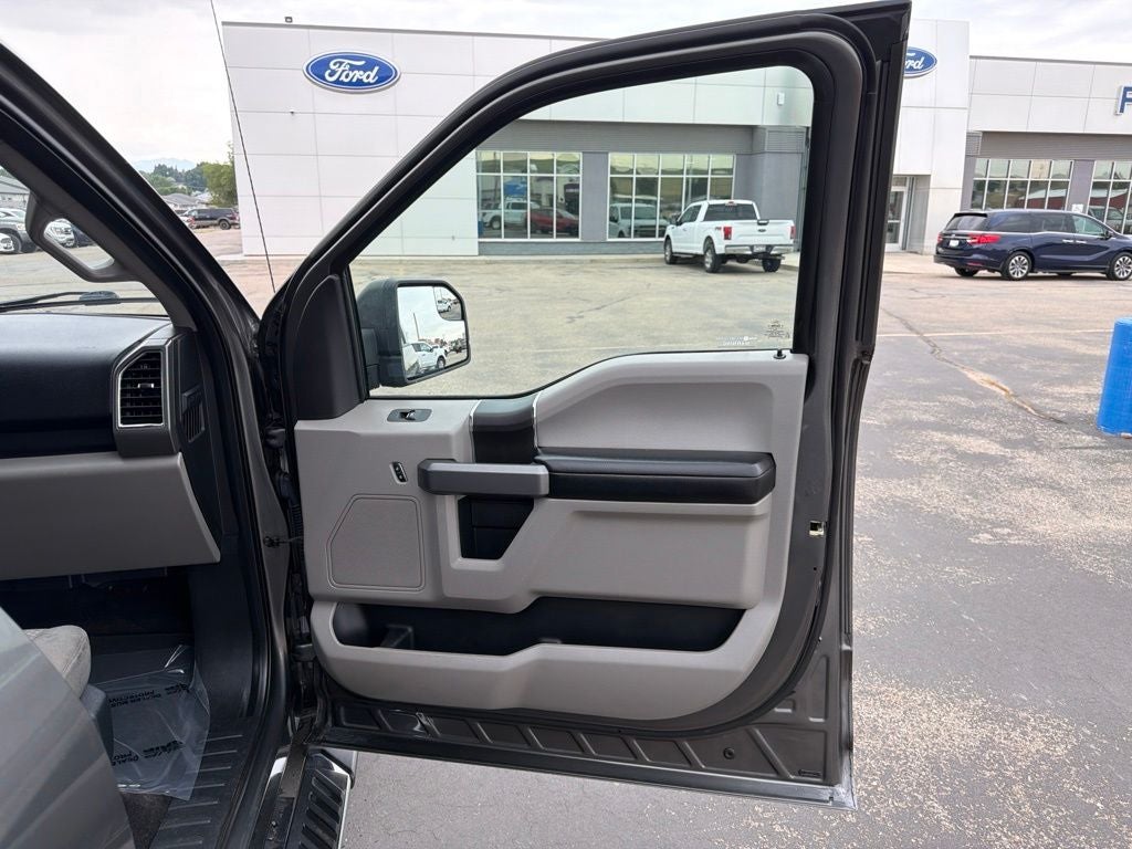 2015 Ford F-150 Base