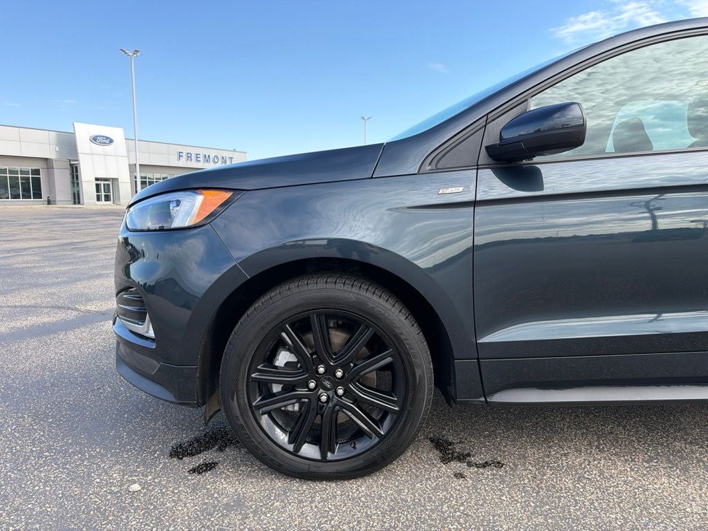 2022 Ford Edge ST Line
