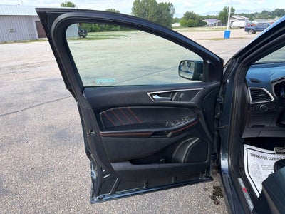2022 Ford Edge ST Line