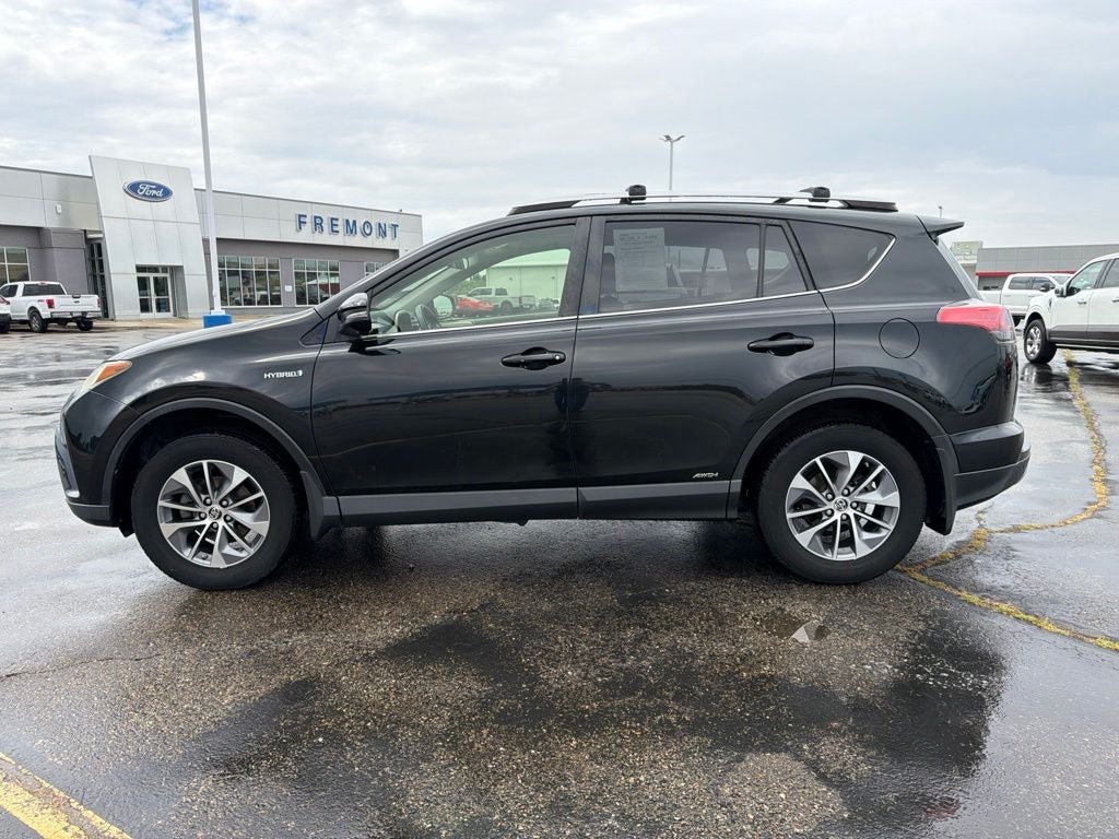 2018 Toyota RAV4 Hybrid XLE
