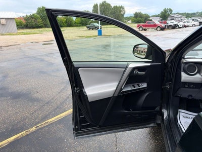 2018 Toyota RAV4 Hybrid XLE