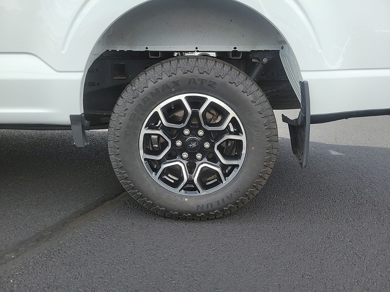 2023 Ford F-150 Base