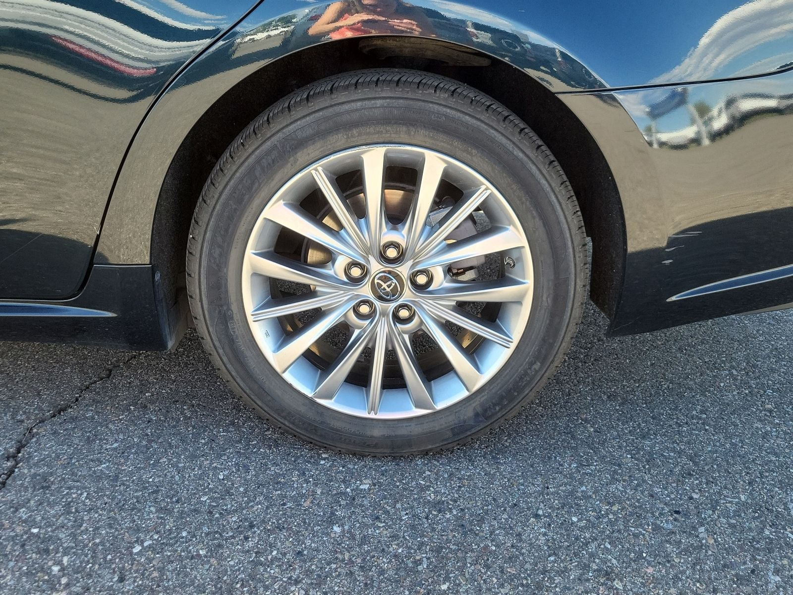 2016 Toyota Avalon Hybrid Base